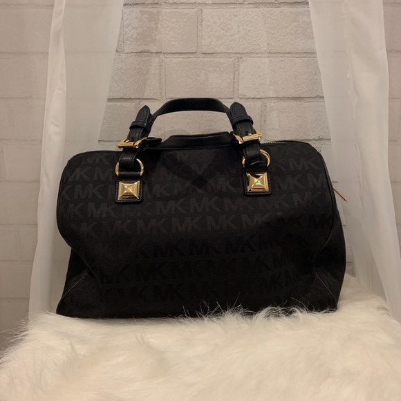 MK purse - Picture 3 of 5